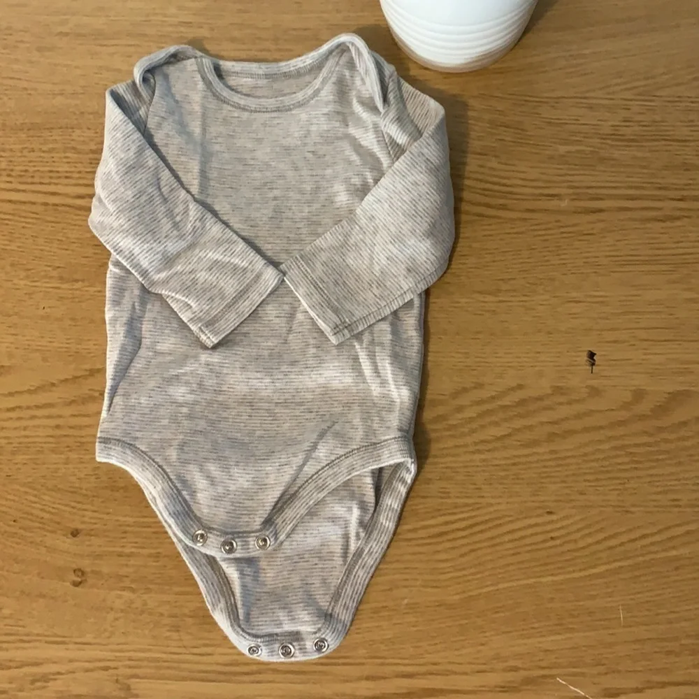 Gymboree Neutral Longsleeve Onesie Baby Bundle